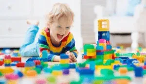 الأطفال والرُضَّع 