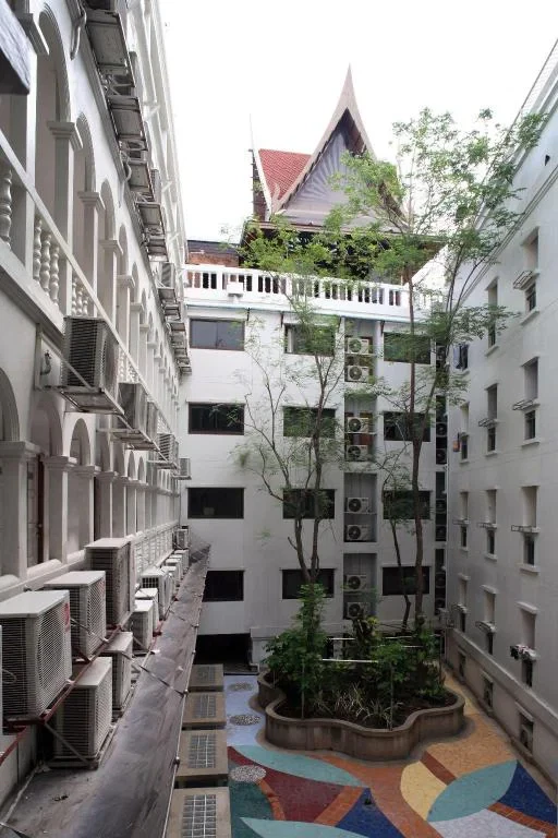 دي آند دي إن كاوسان (D&D Inn Khaosan)