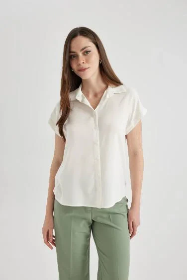 قميص نص كم قصة عادية