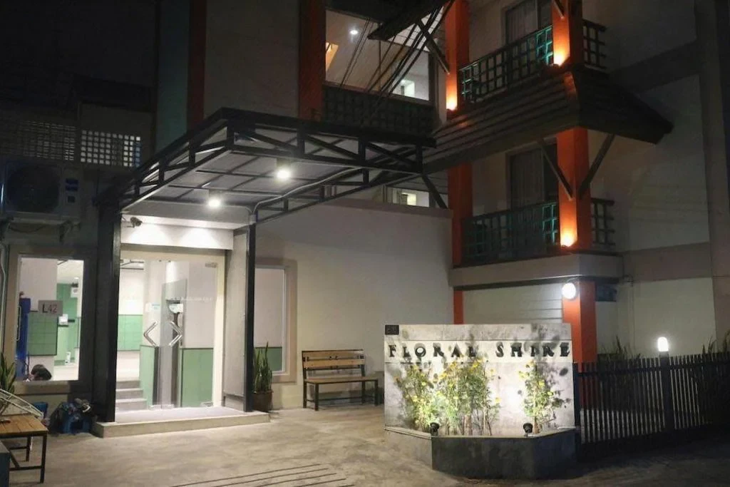 بيت شباب إل 42 مطار سوفارنابومي (L42 Hostel Suvarnabhumi Airport)