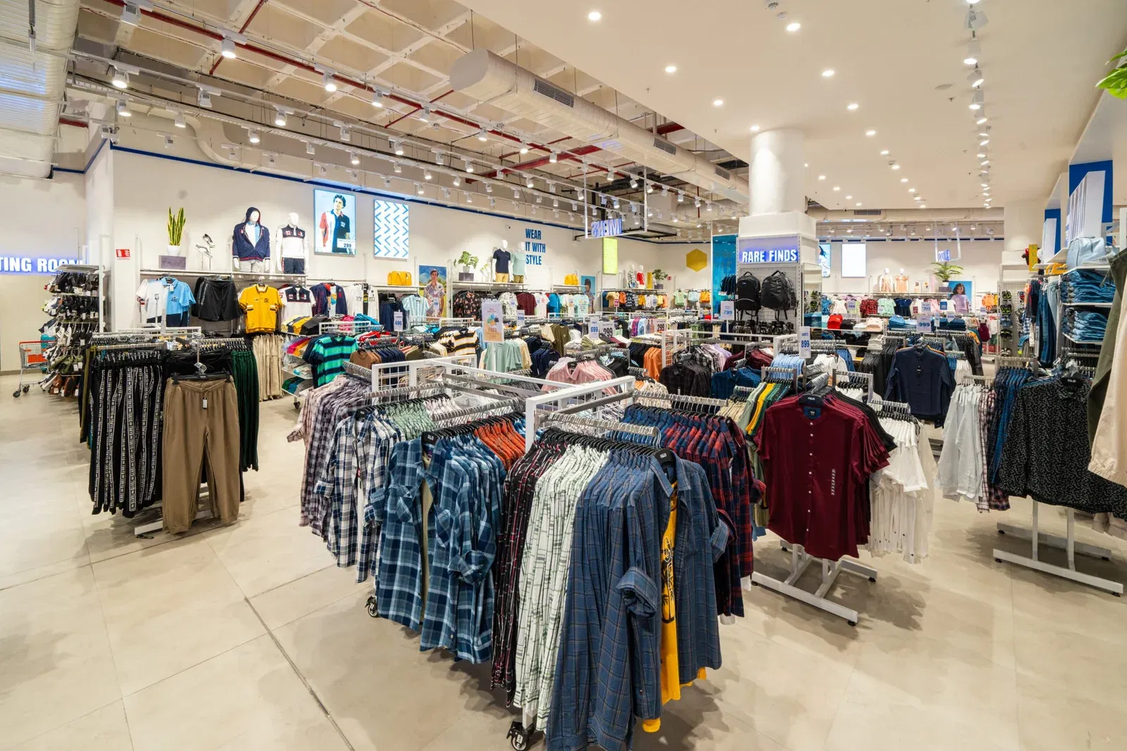 أفضل العروض والتخفيضات على R&B Fashion لعام 2025