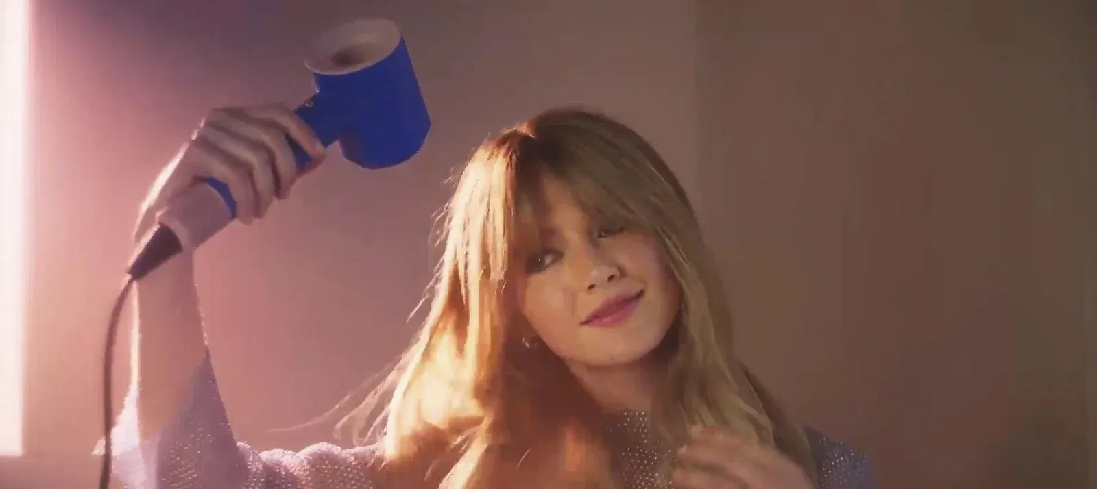 🔥 استشوار دايسون السر وراء شعر صحي وجذاب بدون تلف!