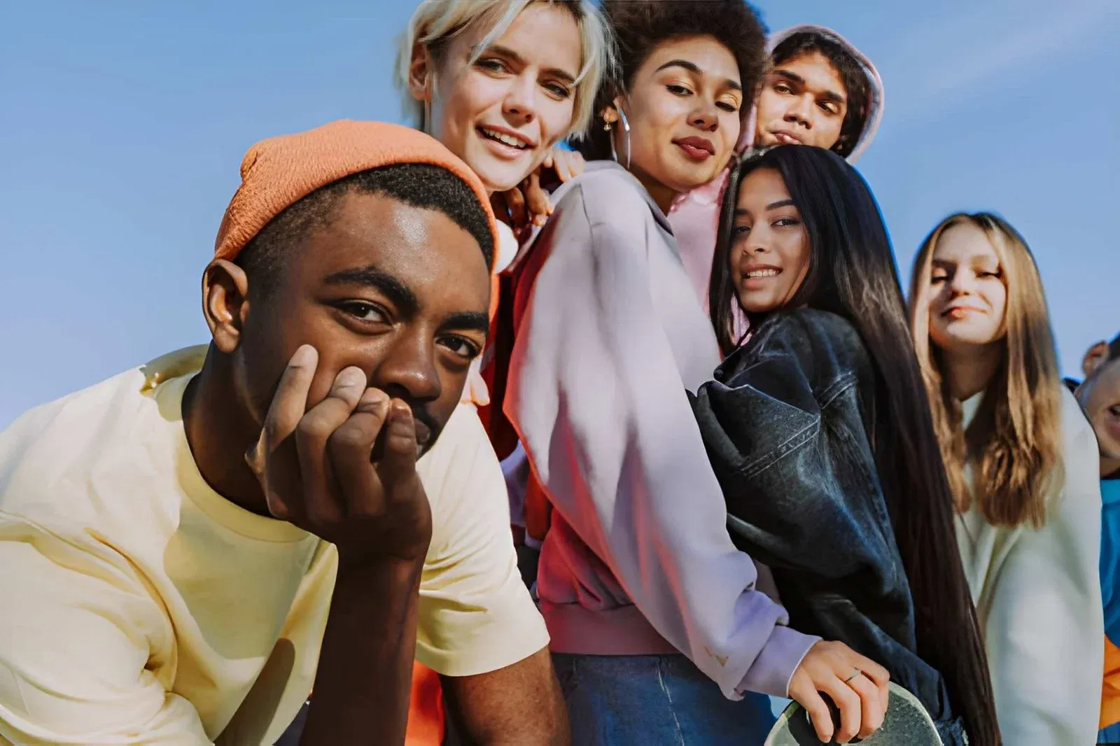 عروض الأزياء اليوم