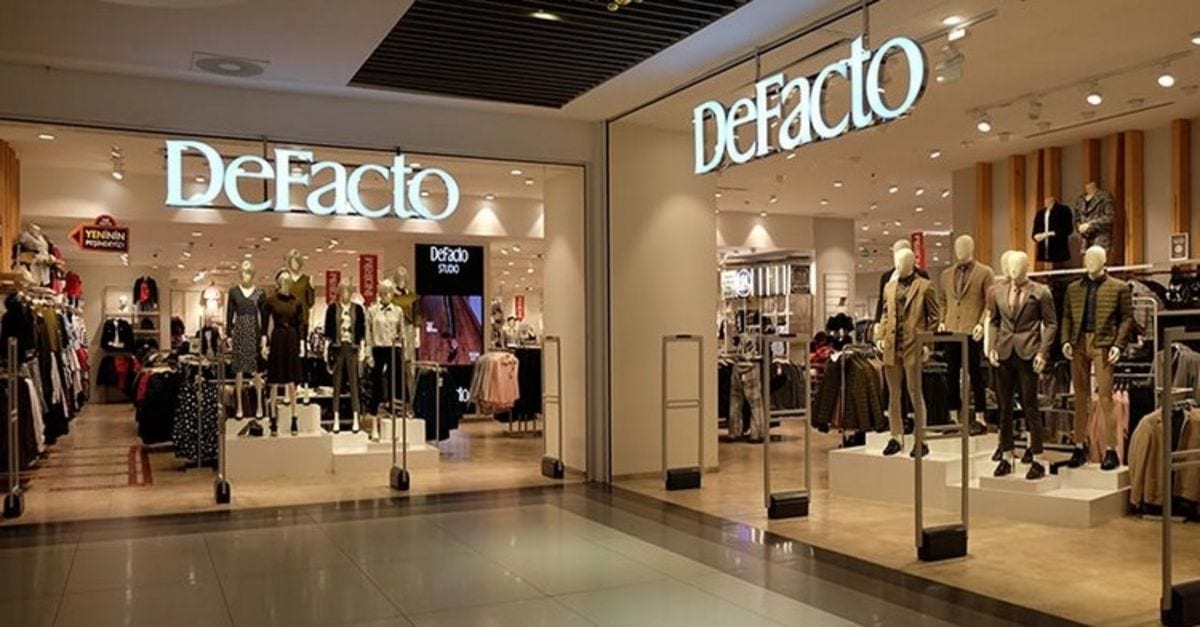 Defacto
