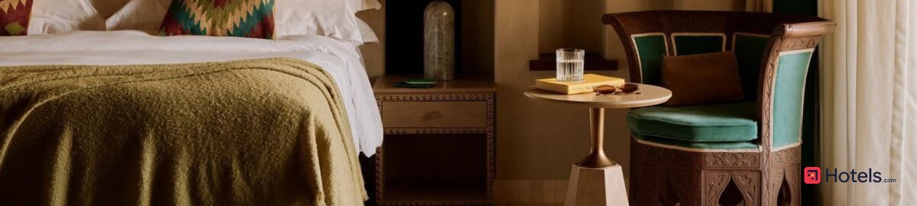 Hotels.com